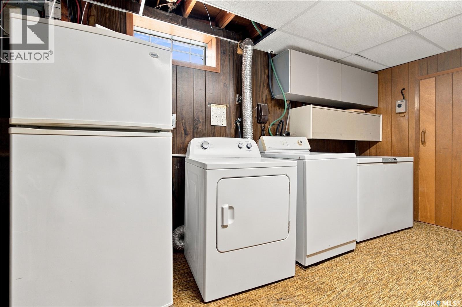 347 Trudelle Crescent, Regina, SK - Indoor Photo Showing Laundry Room