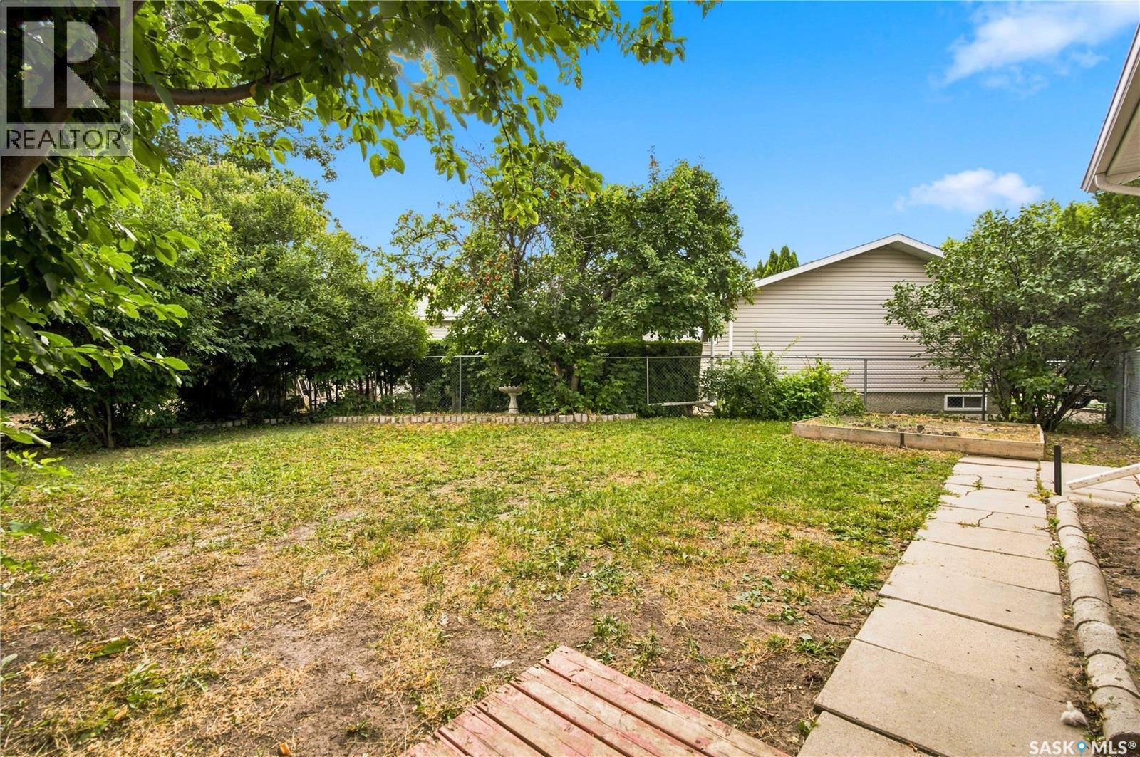 347 Trudelle Crescent, Regina, SK - Outdoor