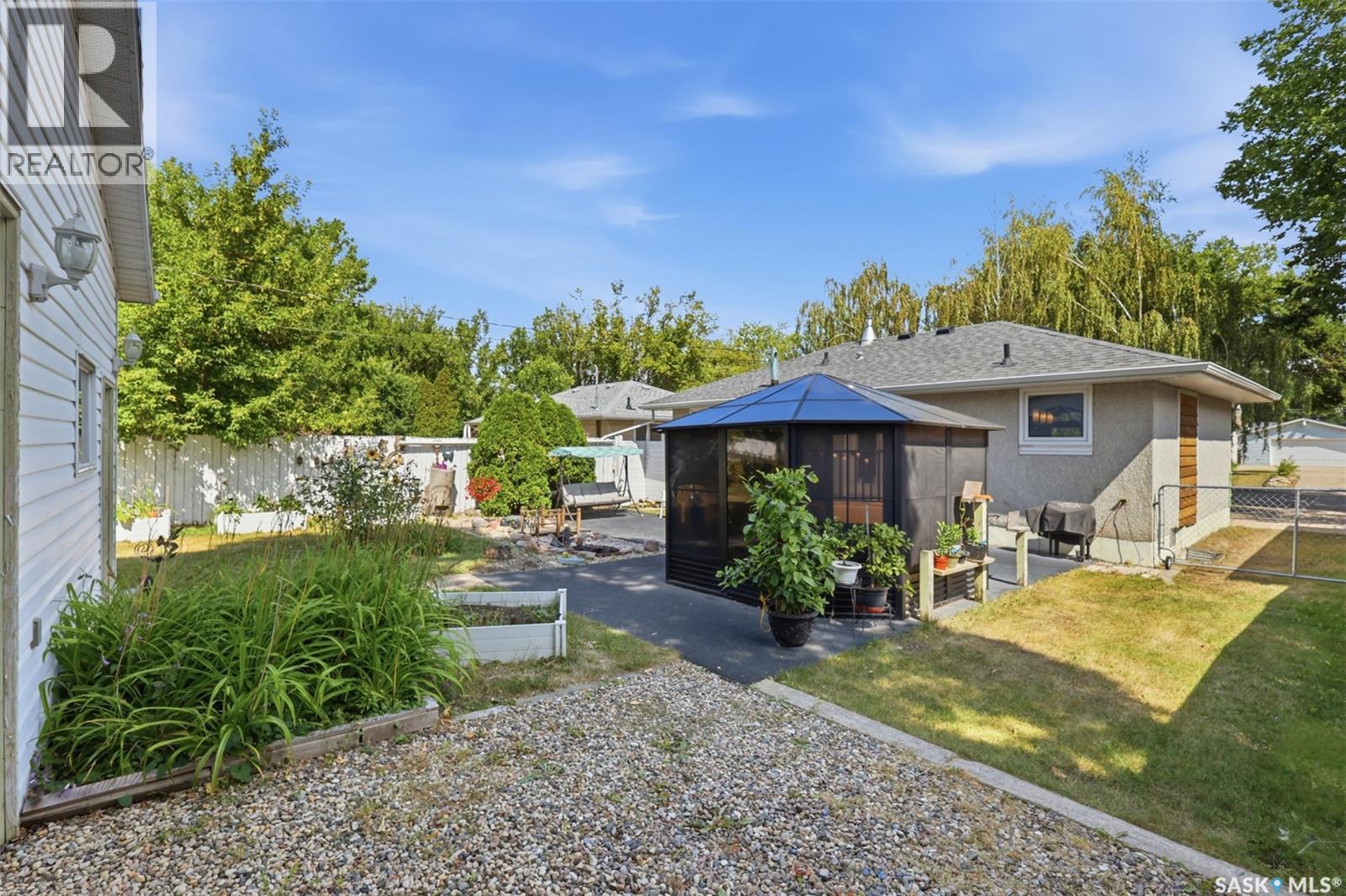 131 Ottawa Avenue S, Saskatoon, SK - Outdoor