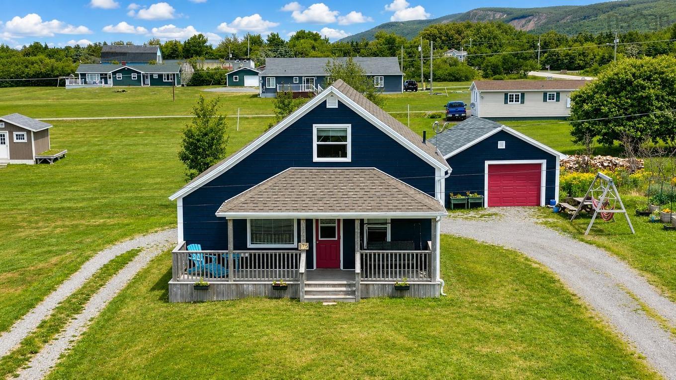 35 Chemin Broussard, Petit Étang, NS - Outdoor