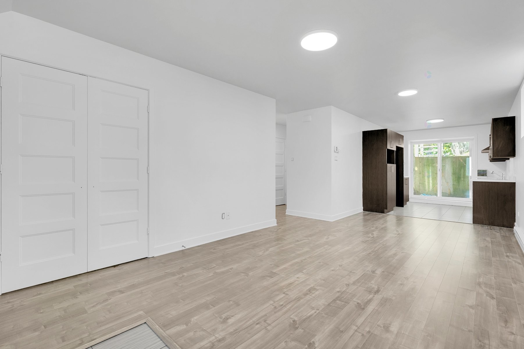 Salon - 554 Rue Valiquette, Sainte-Adèle, QC - Indoor Photo Showing Other Room
