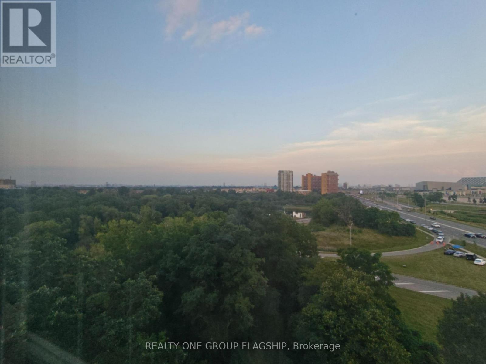 802 - 600 Rexdale Boulevard, Toronto, ON - Outdoor With View