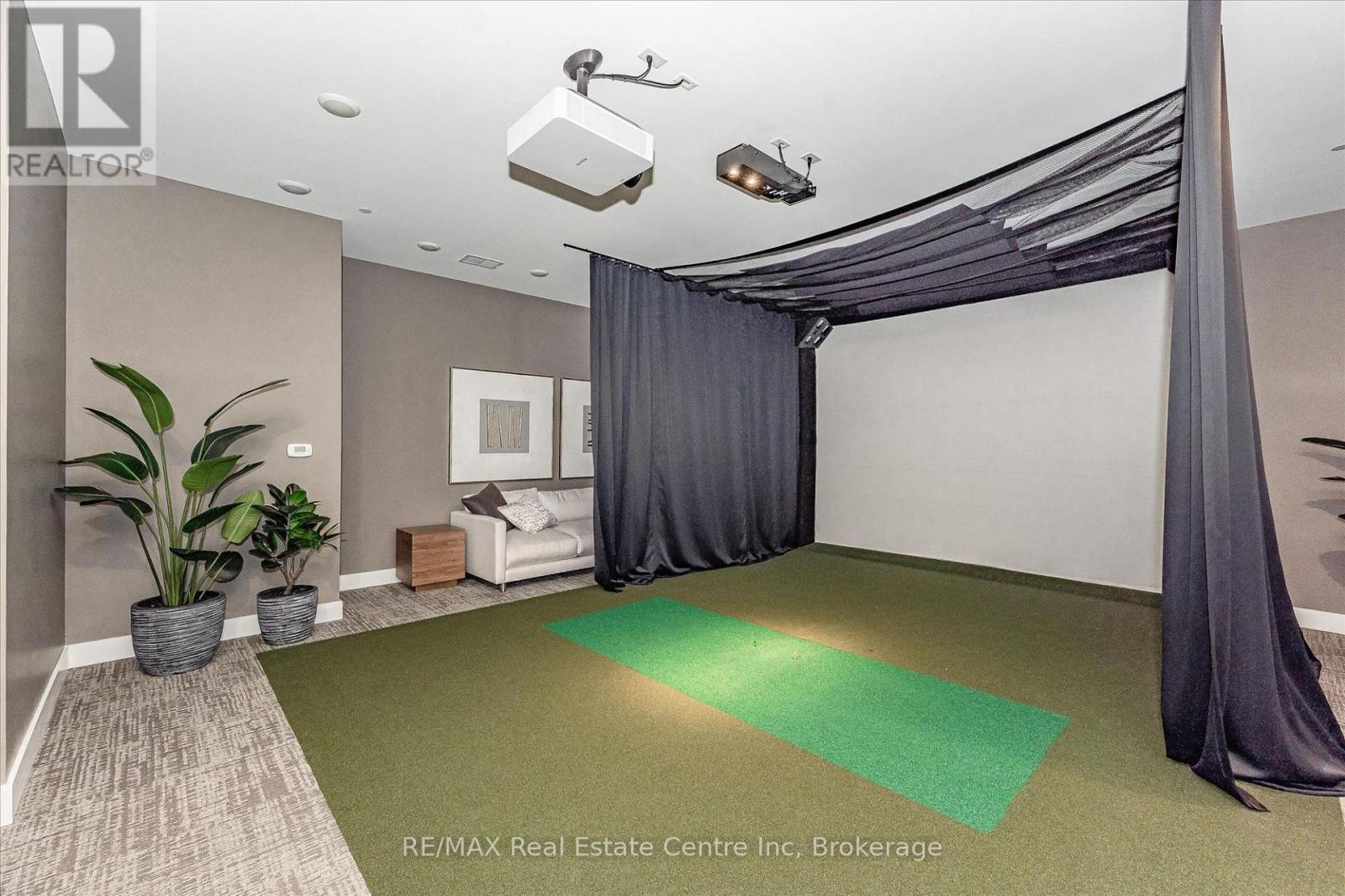 605 - 1878 Gordon Street, Guelph (Pineridge/Westminster Woods), ON - Indoor Photo Showing Other Room