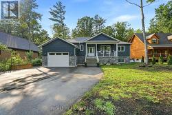 48 NICOLE BOULEVARD Tiny, ON L0L 2T0