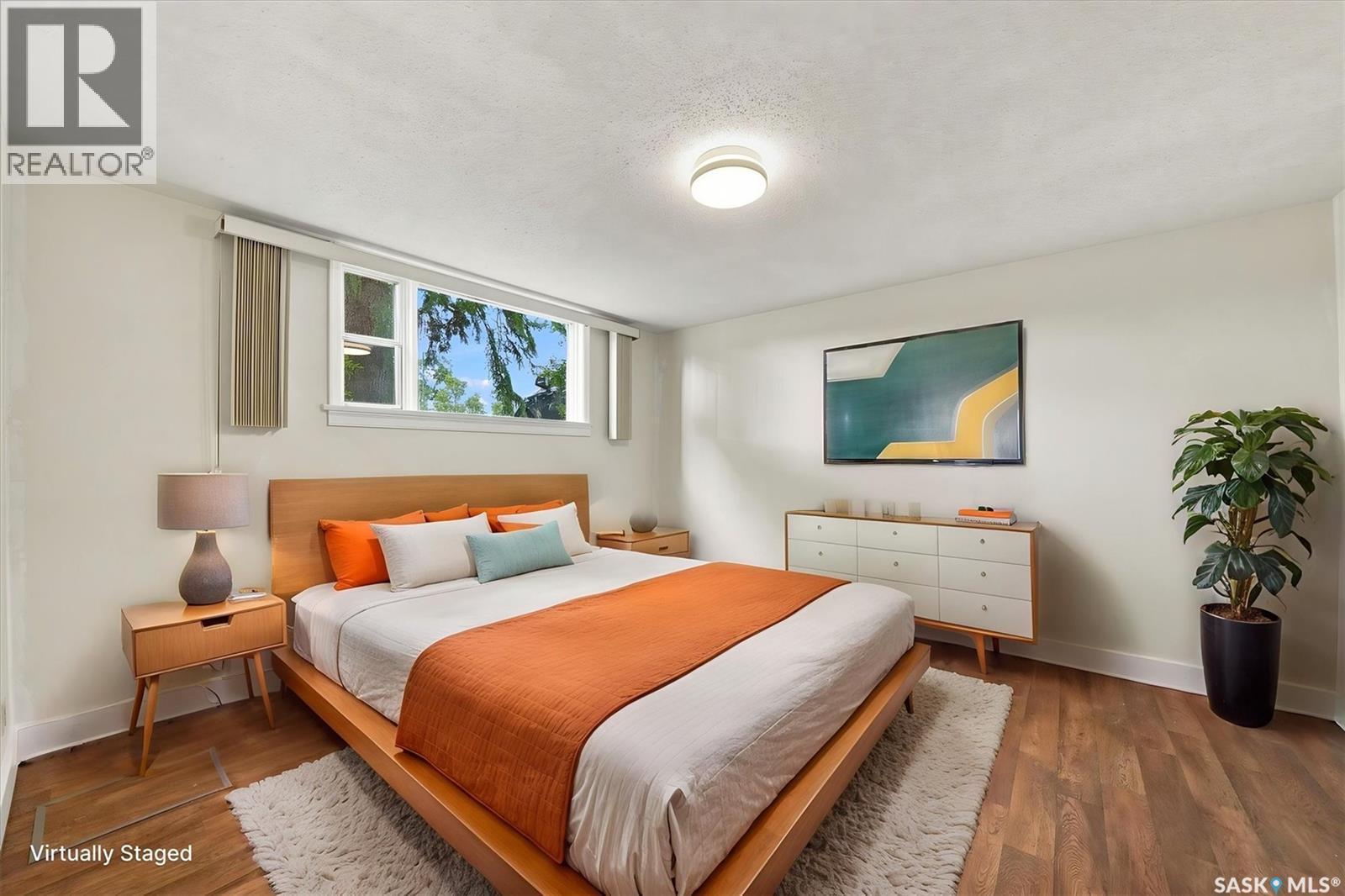 1325 Temperance Street, Saskatoon, SK - Indoor Photo Showing Bedroom