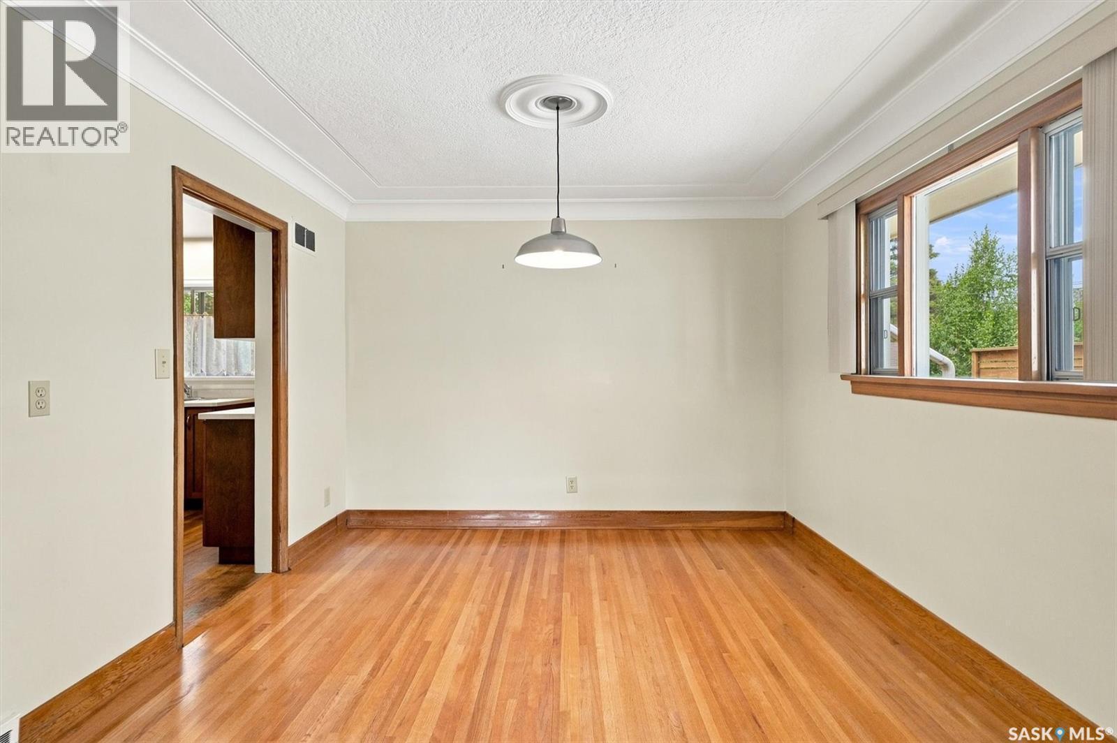 1325 Temperance Street, Saskatoon, SK - Indoor Photo Showing Other Room