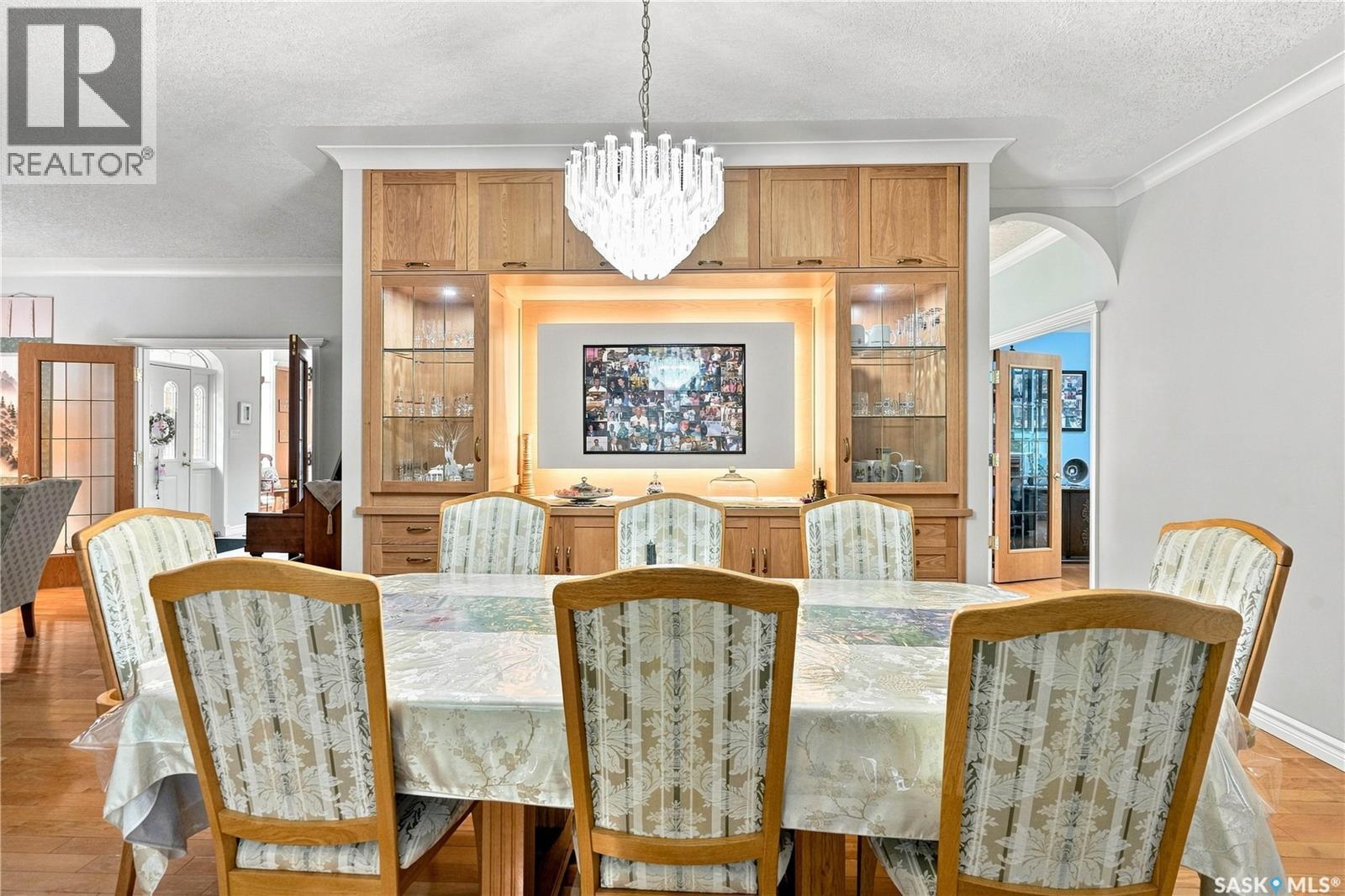 10 Ruby Place, Edenwold Rm No.158, SK - Indoor Photo Showing Dining Room