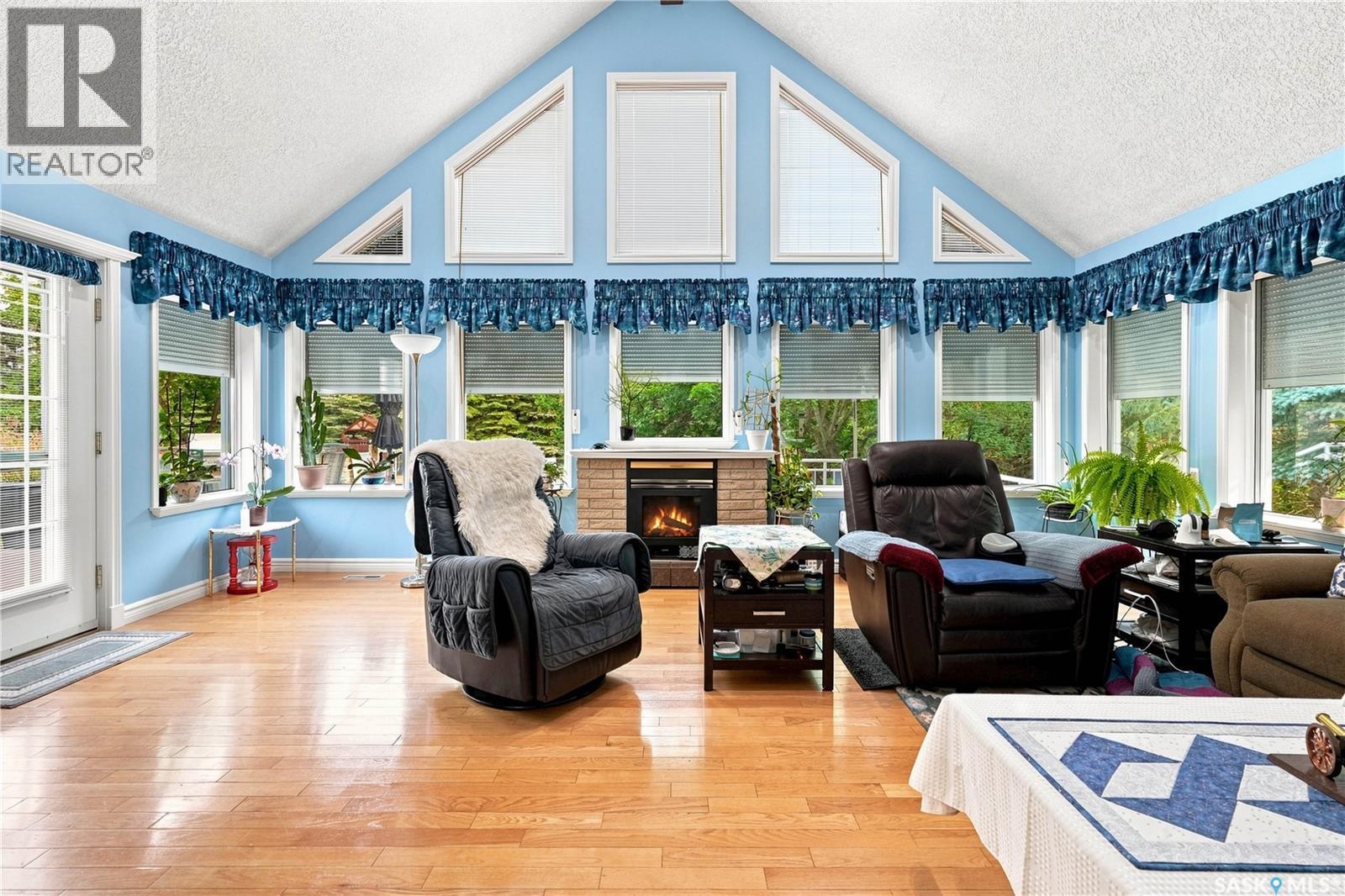 10 Ruby Place, Edenwold Rm No.158, SK - Photo Showing Living Room