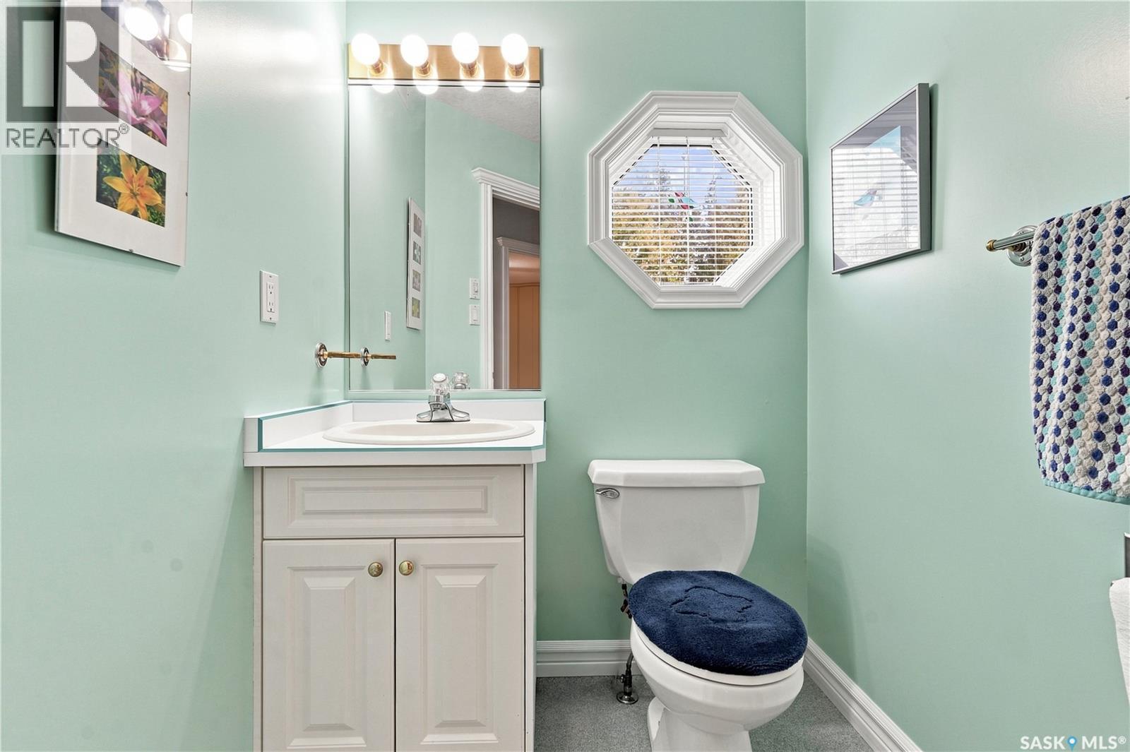 10 Ruby Place, Edenwold Rm No.158, SK - Indoor Photo Showing Bathroom