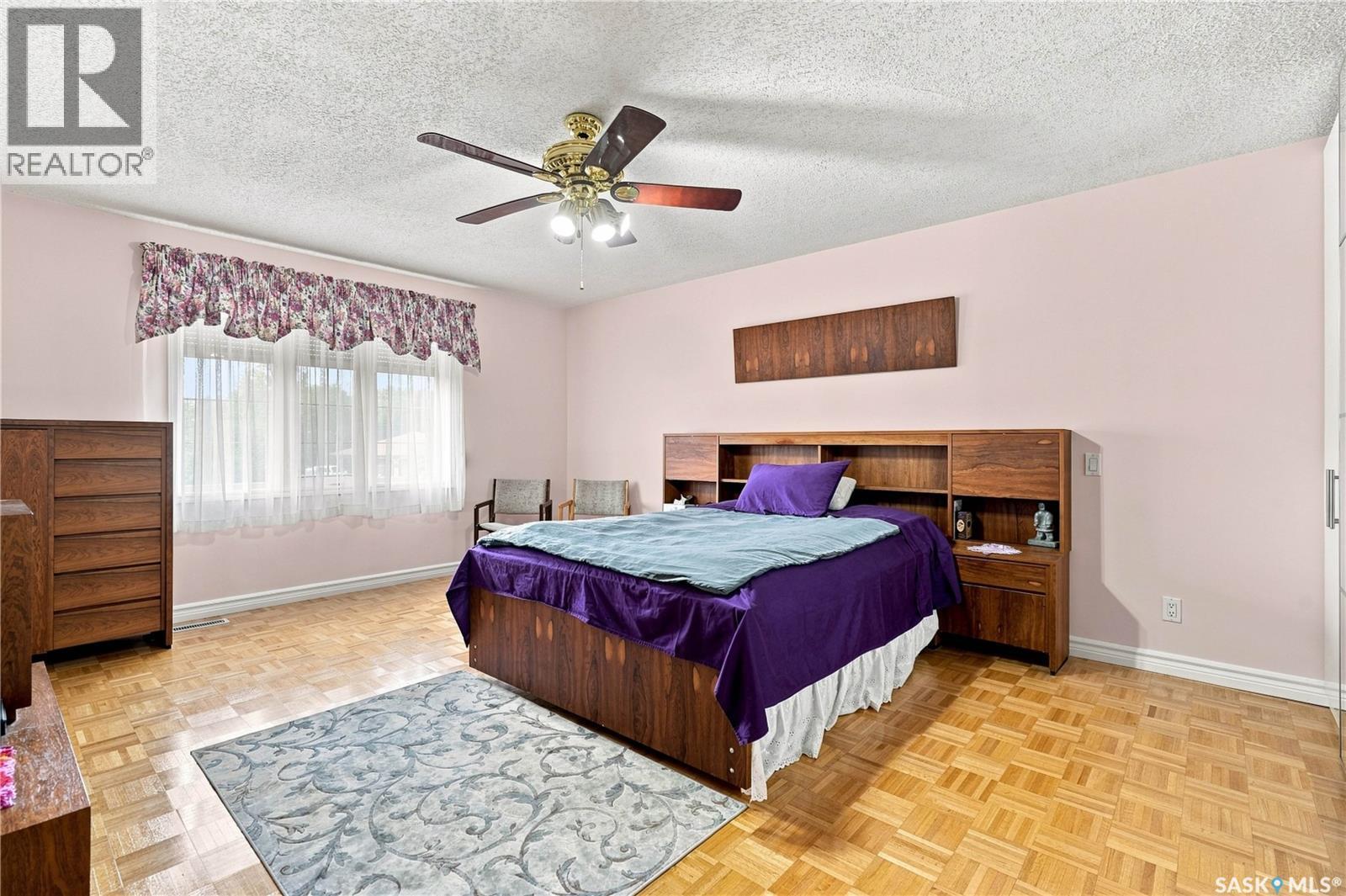 10 Ruby Place, Edenwold Rm No.158, SK - Indoor Photo Showing Bedroom