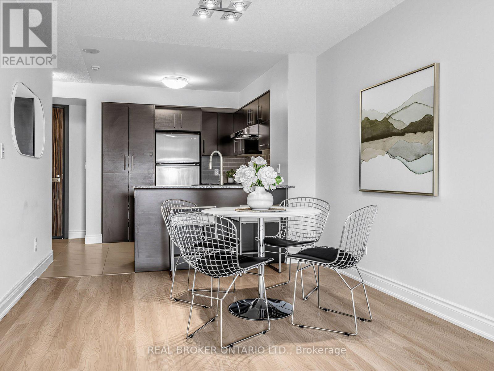 Dining Room - 1012 - 233 South Park Road, Markham, ON - Indoor Photo Showing Dining Room