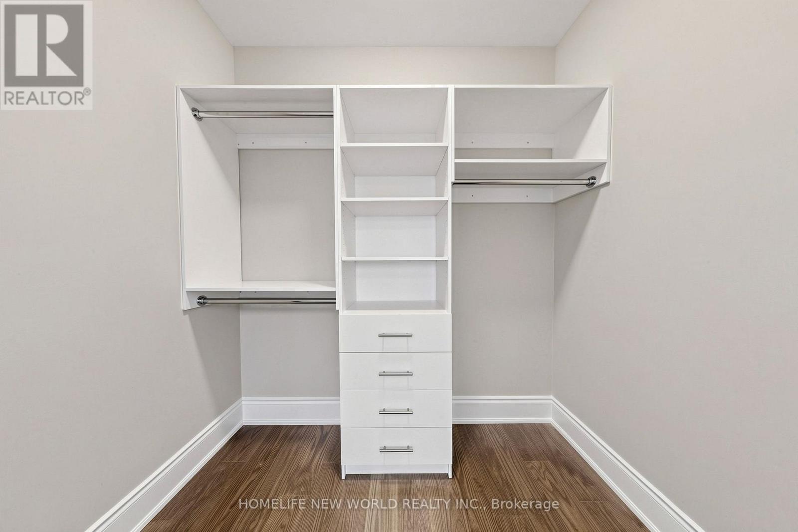 62 Ridgepoint Road, Vaughan, ON - Indoor With Storage