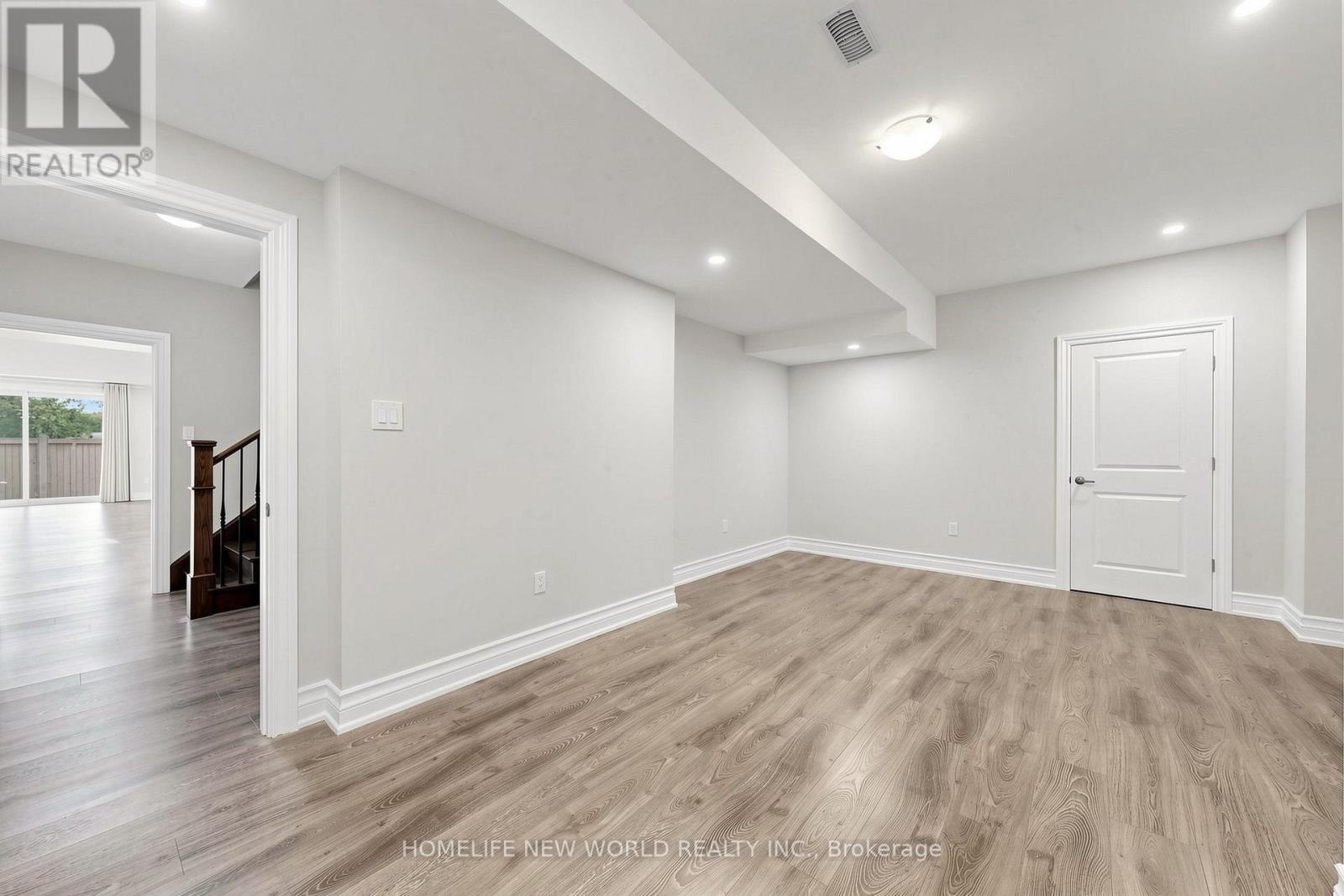 62 Ridgepoint Road, Vaughan, ON - Indoor Photo Showing Other Room
