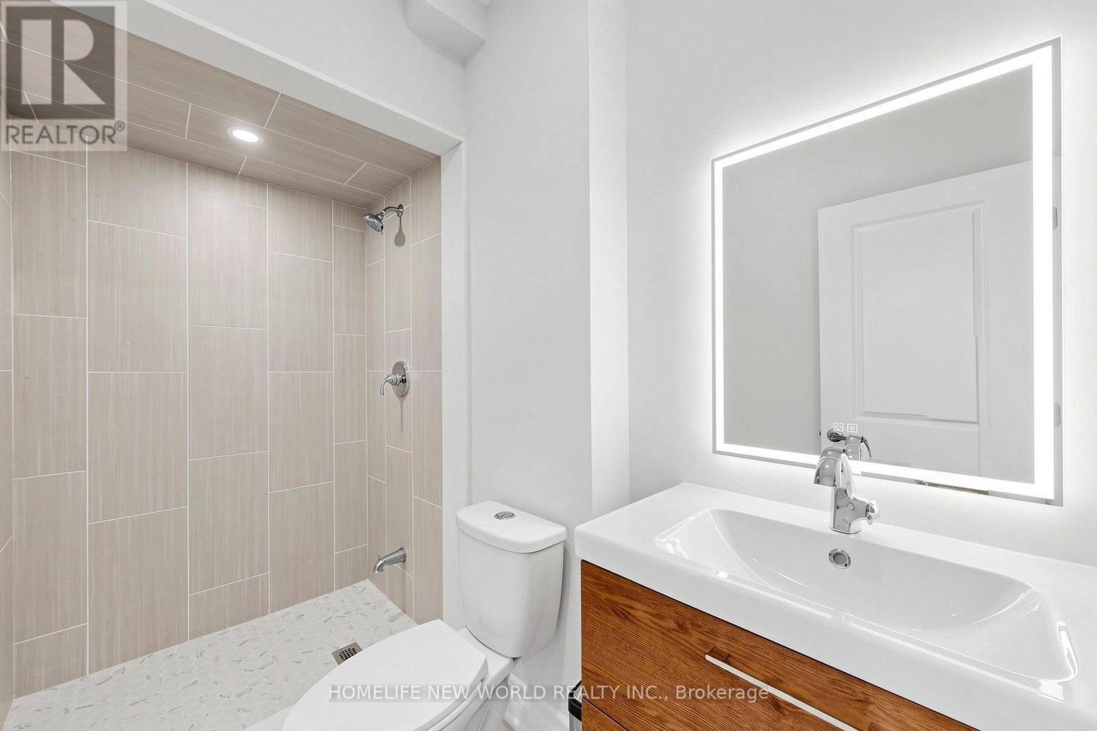 62 Ridgepoint Road, Vaughan, ON - Indoor Photo Showing Bathroom