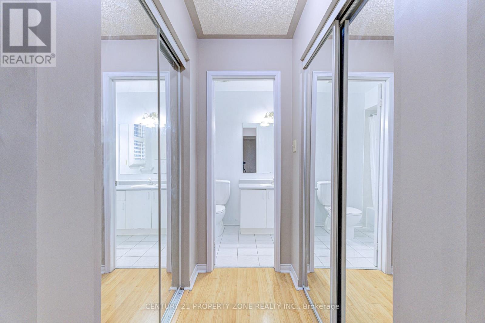 4 Compton Court, Caledon, ON - Indoor Photo Showing Other Room