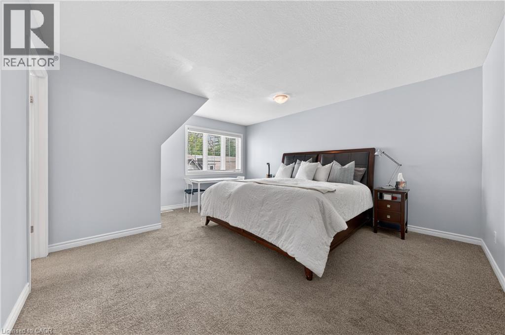 635 Saginaw Parkway Unit# 35, Cambridge, ON - Indoor Photo Showing Bedroom