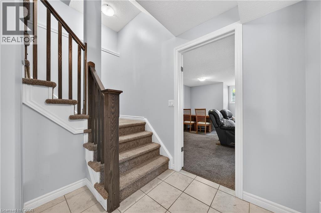 635 Saginaw Parkway Unit# 35, Cambridge, ON - Indoor Photo Showing Other Room