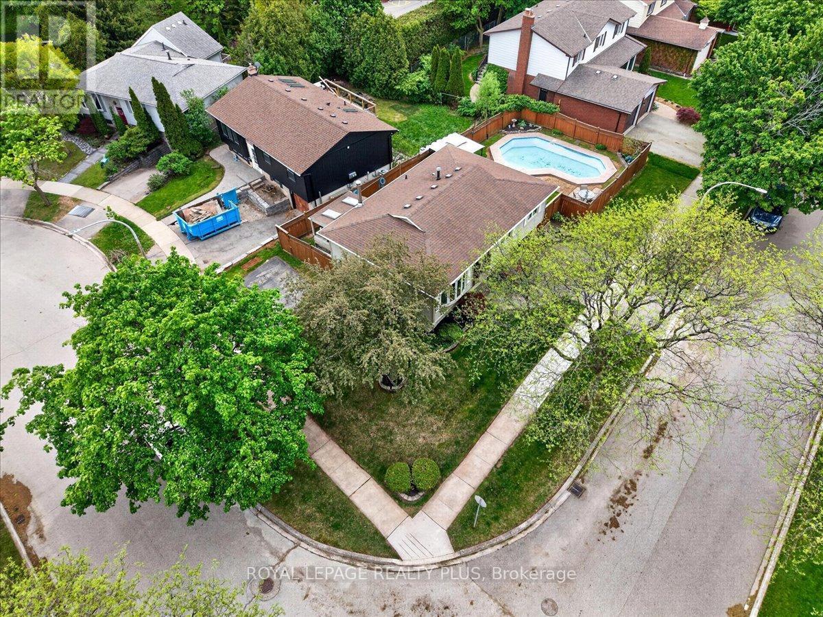 4452 Delaney Drive, Burlington, ON - Outdoor With View