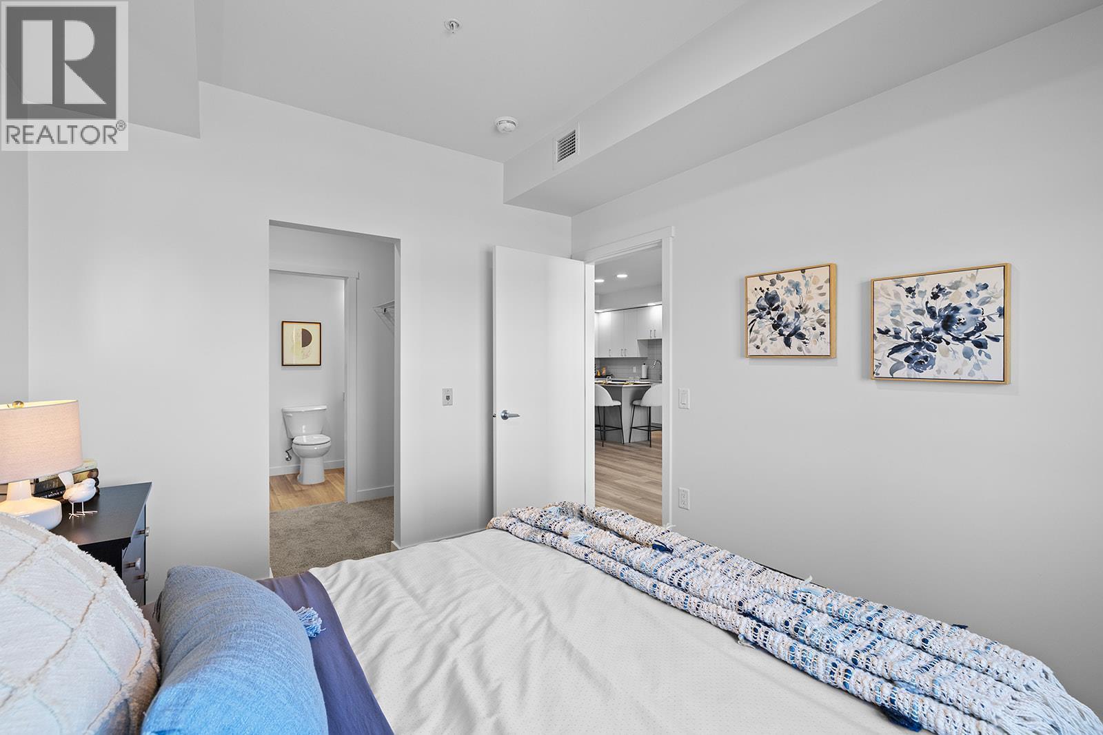 Photos are of a similar home; some features may vary - 1057 Frost Road Unit# 412, Kelowna, BC - Indoor Photo Showing Bedroom