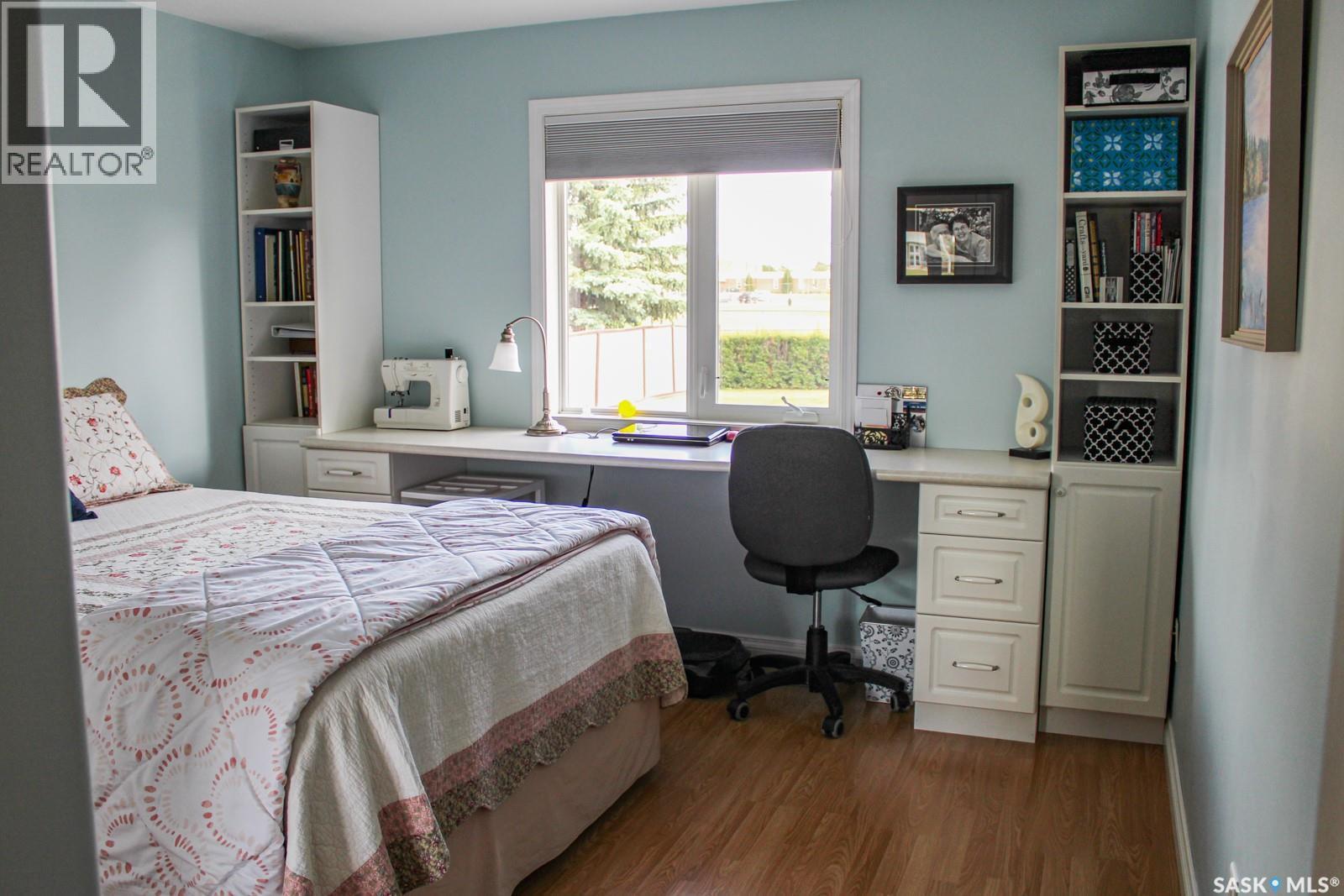 804 Alberta Street, Melfort, SK - Indoor Photo Showing Bedroom