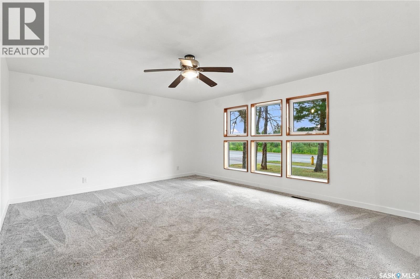 3445 11Th Street W, Saskatoon, SK - Indoor Photo Showing Other Room