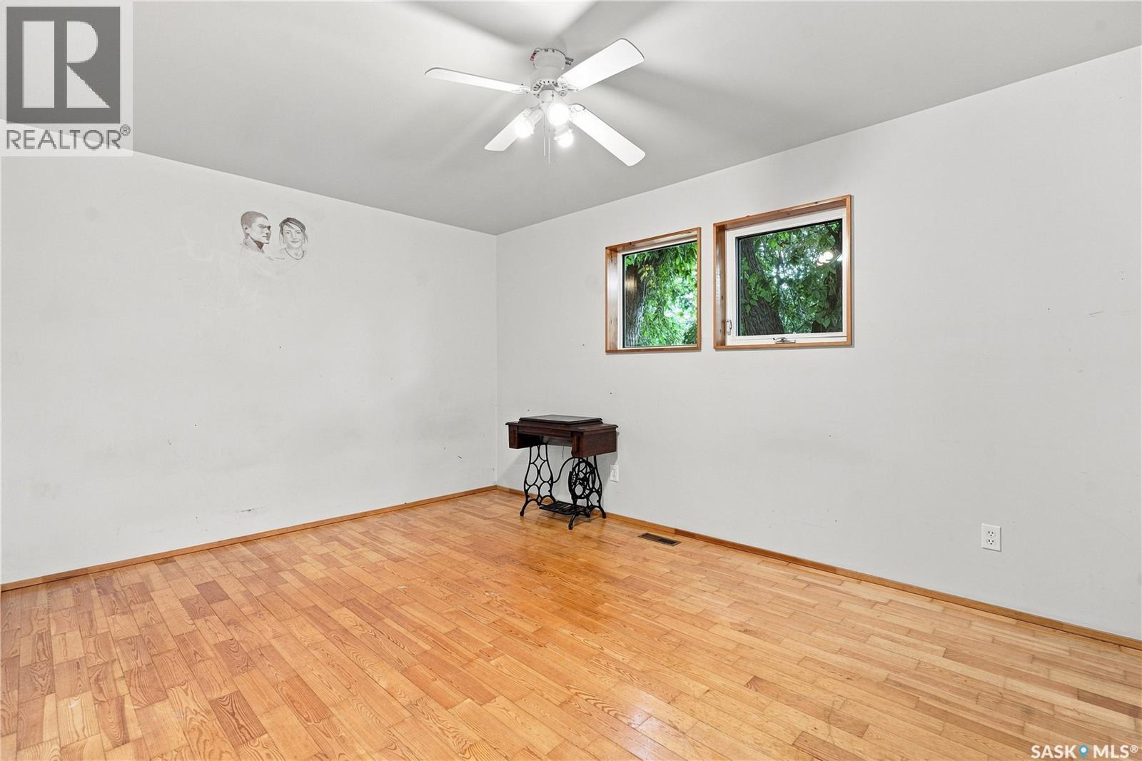 3445 11Th Street W, Saskatoon, SK - Indoor Photo Showing Other Room