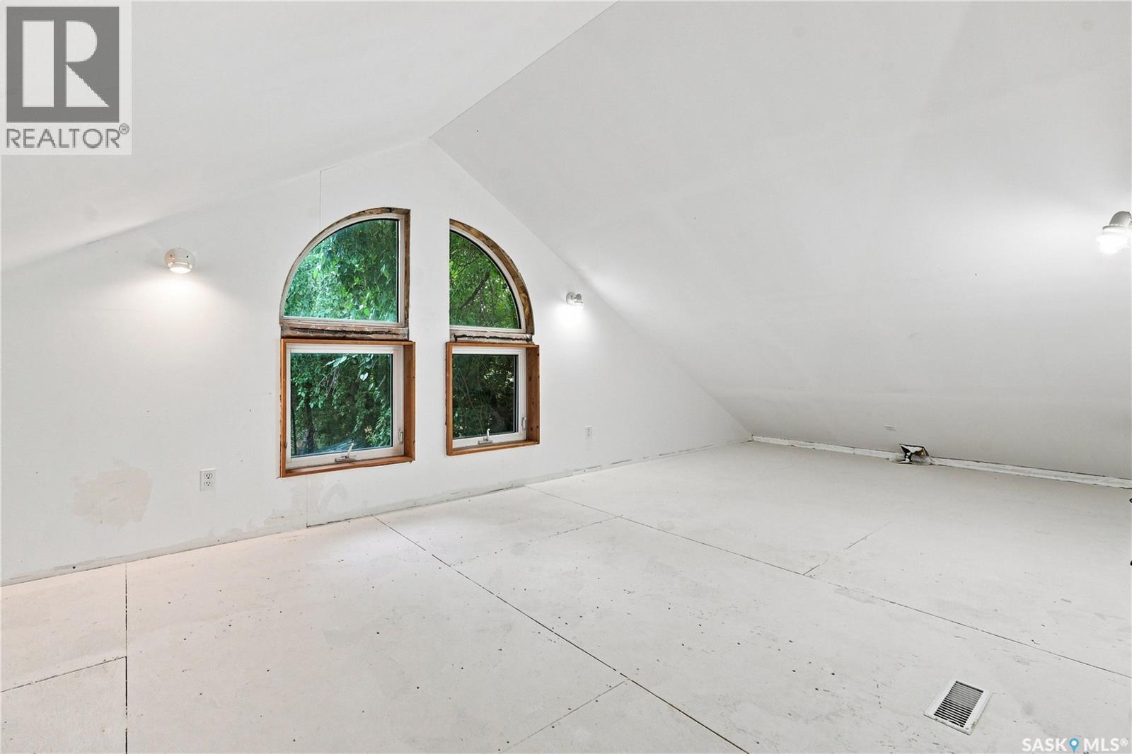 3445 11Th Street W, Saskatoon, SK - Indoor Photo Showing Other Room