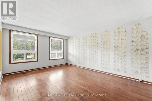 185 Lavina Crescent, Hamilton, ON - Indoor Photo Showing Other Room