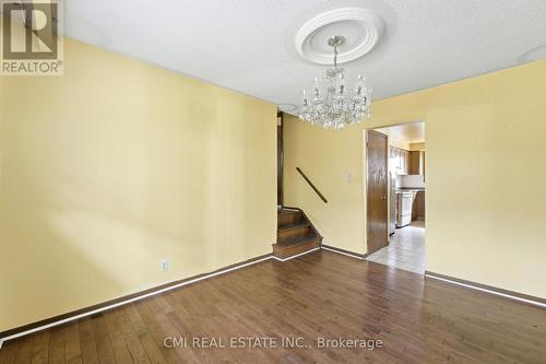 185 Lavina Crescent, Hamilton, ON - Indoor Photo Showing Other Room