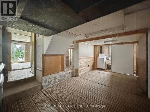 185 Lavina Crescent, Hamilton, ON - Indoor Photo Showing Other Room