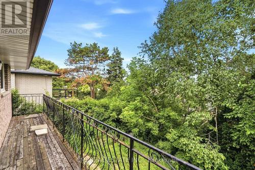 185 Lavina Crescent, Hamilton, ON - Outdoor