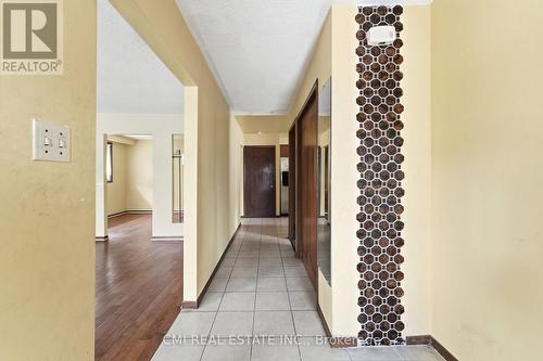 185 Lavina Crescent, Hamilton, ON - Indoor Photo Showing Other Room