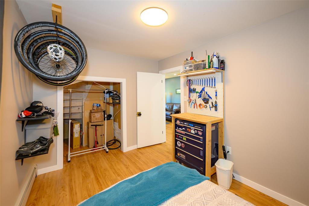 405 Queen Street, Winnipeg, MB - Indoor Photo Showing Other Room