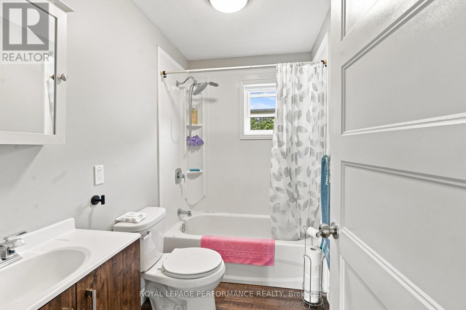 2971 Chartrand Street, Champlain, ON - Indoor Photo Showing Bathroom
