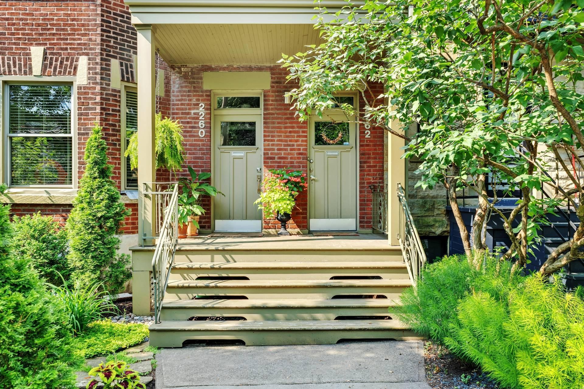 Front of Structure - 2262 Av. Regent, Montréal (Côte-Des-Neiges/Notre-Dame-De-Grâce), QC - Outdoor