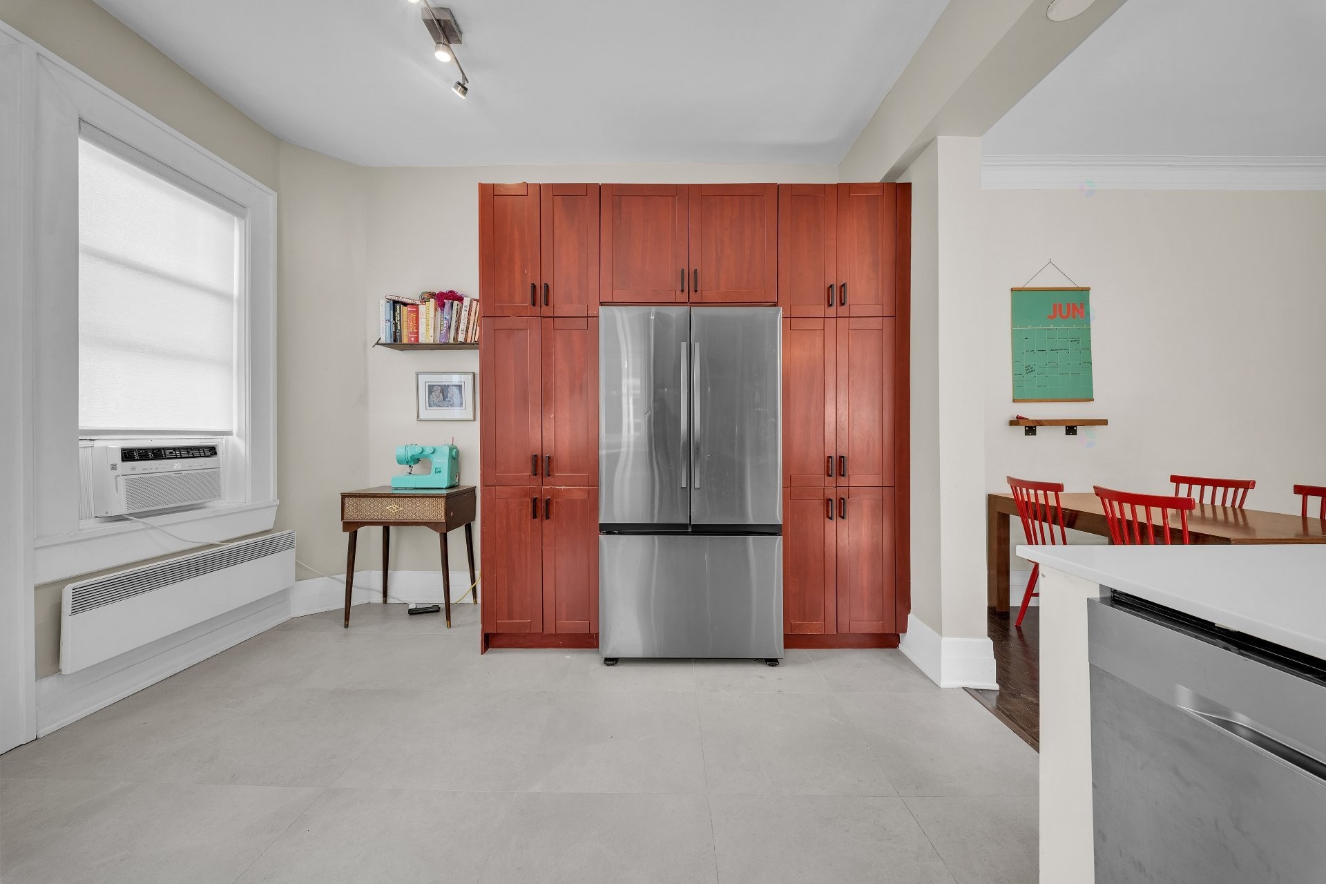 Kitchen - 2262 Av. Regent, Montréal (Côte-Des-Neiges/Notre-Dame-De-Grâce), QC - Indoor