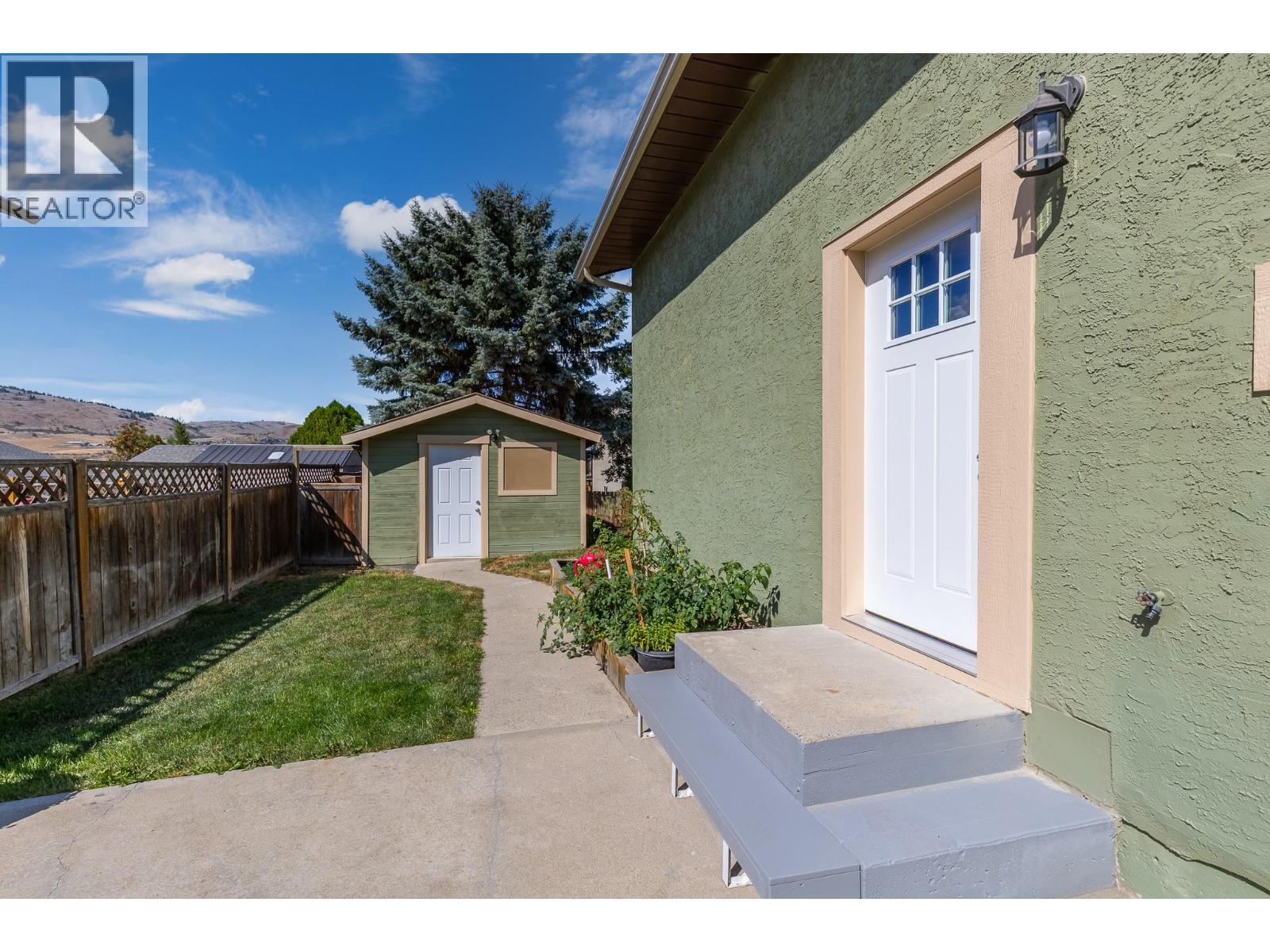 3703 Commonage Crescent, Vernon, BC - Outdoor