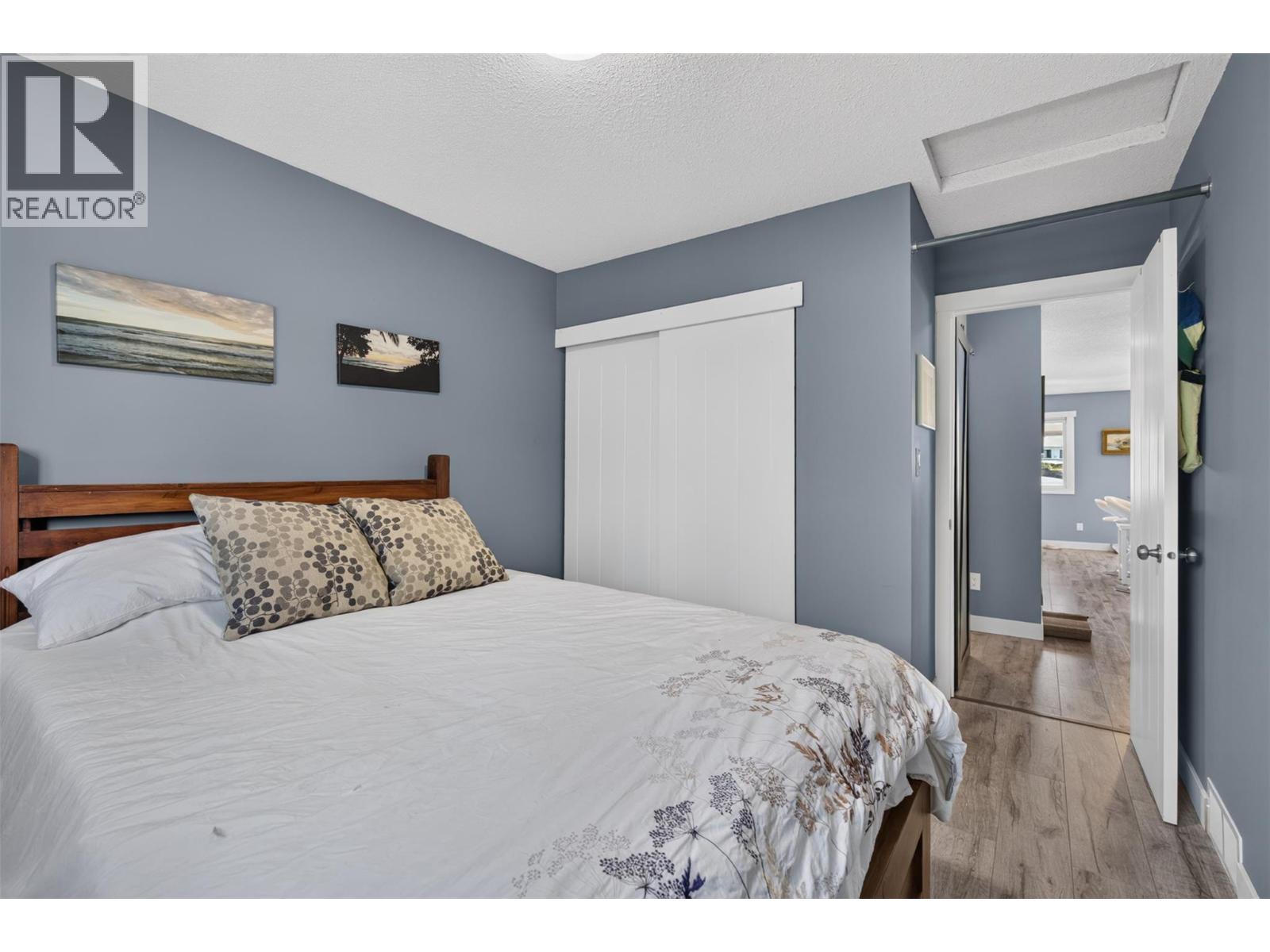 3703 Commonage Crescent, Vernon, BC - Indoor Photo Showing Bedroom