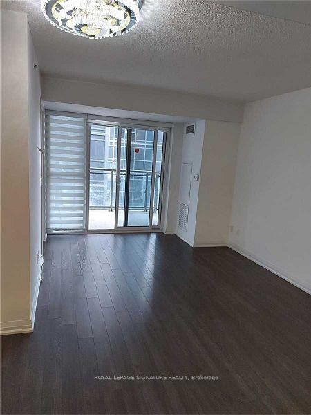519-30 Meadowglen Place, Toronto, ON - Indoor Photo Showing Other Room