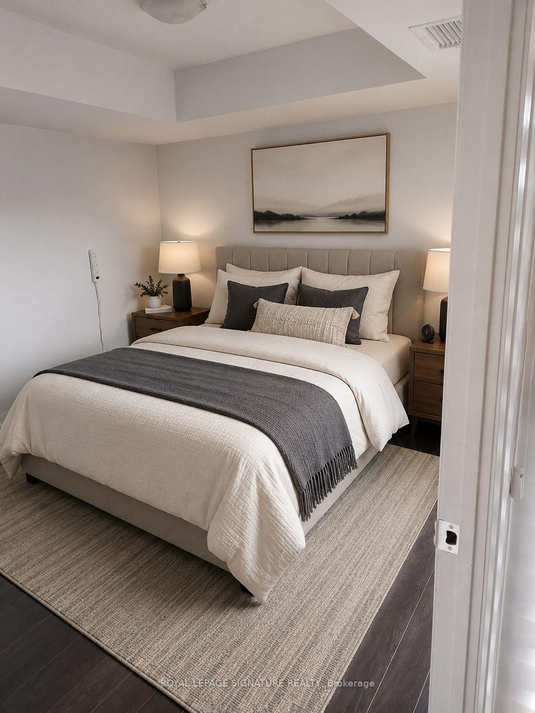 519-30 Meadowglen Place, Toronto, ON - Indoor Photo Showing Bedroom