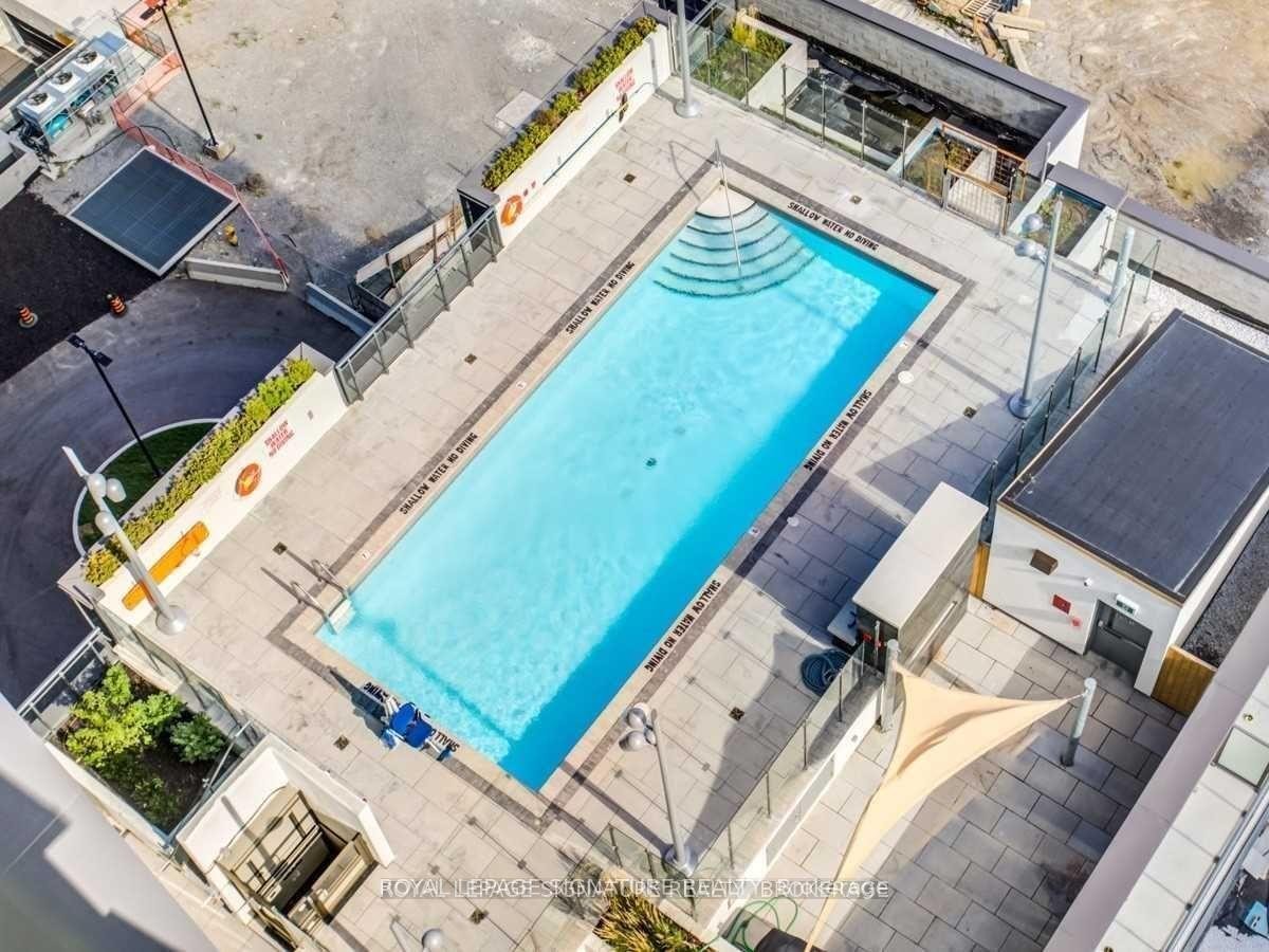 519-30 Meadowglen Place, Toronto, ON - Outdoor With In Ground Pool With View