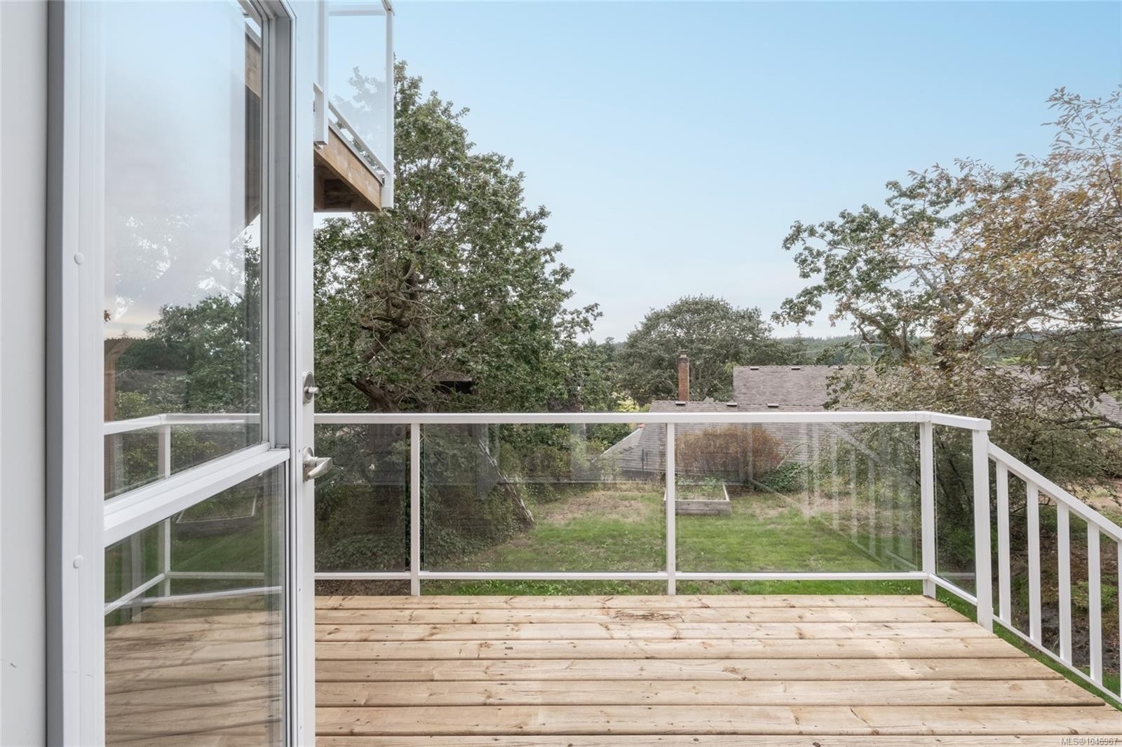 253/255 Heddle Ave, View Royal, BC - Outdoor With Exterior