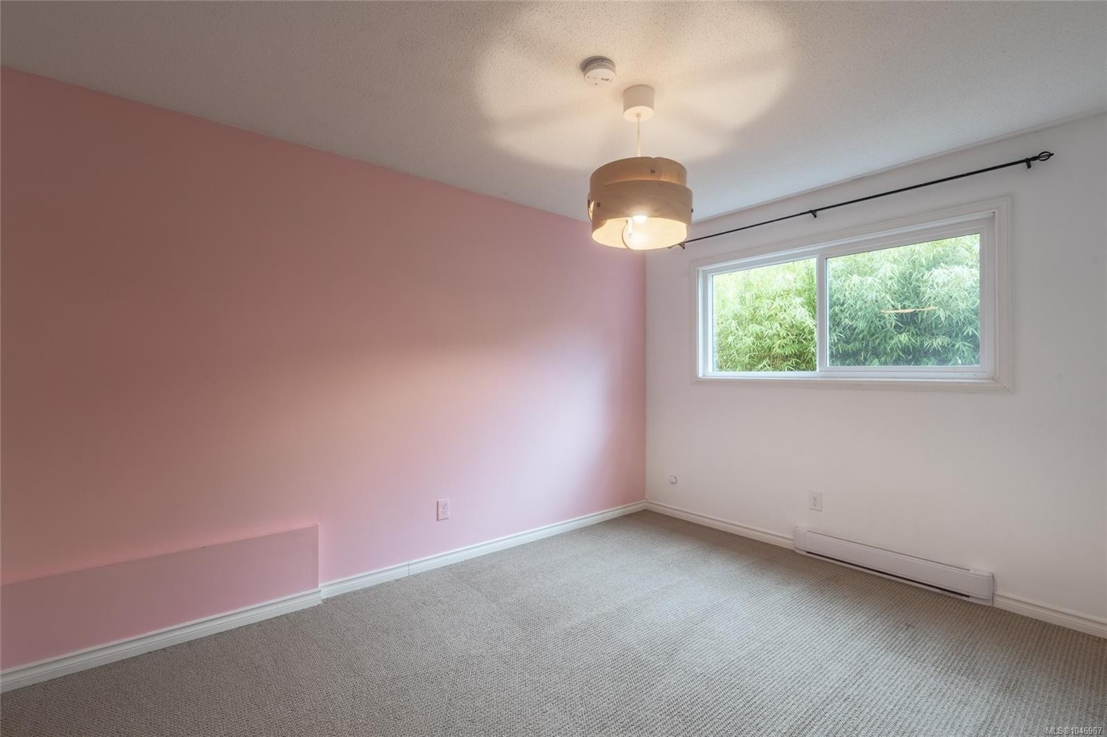 253/255 Heddle Ave, View Royal, BC - Indoor Photo Showing Other Room
