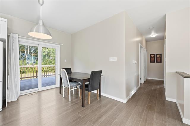 44062 Road 43E Rd, Richer, MB - Indoor Photo Showing Dining Room
