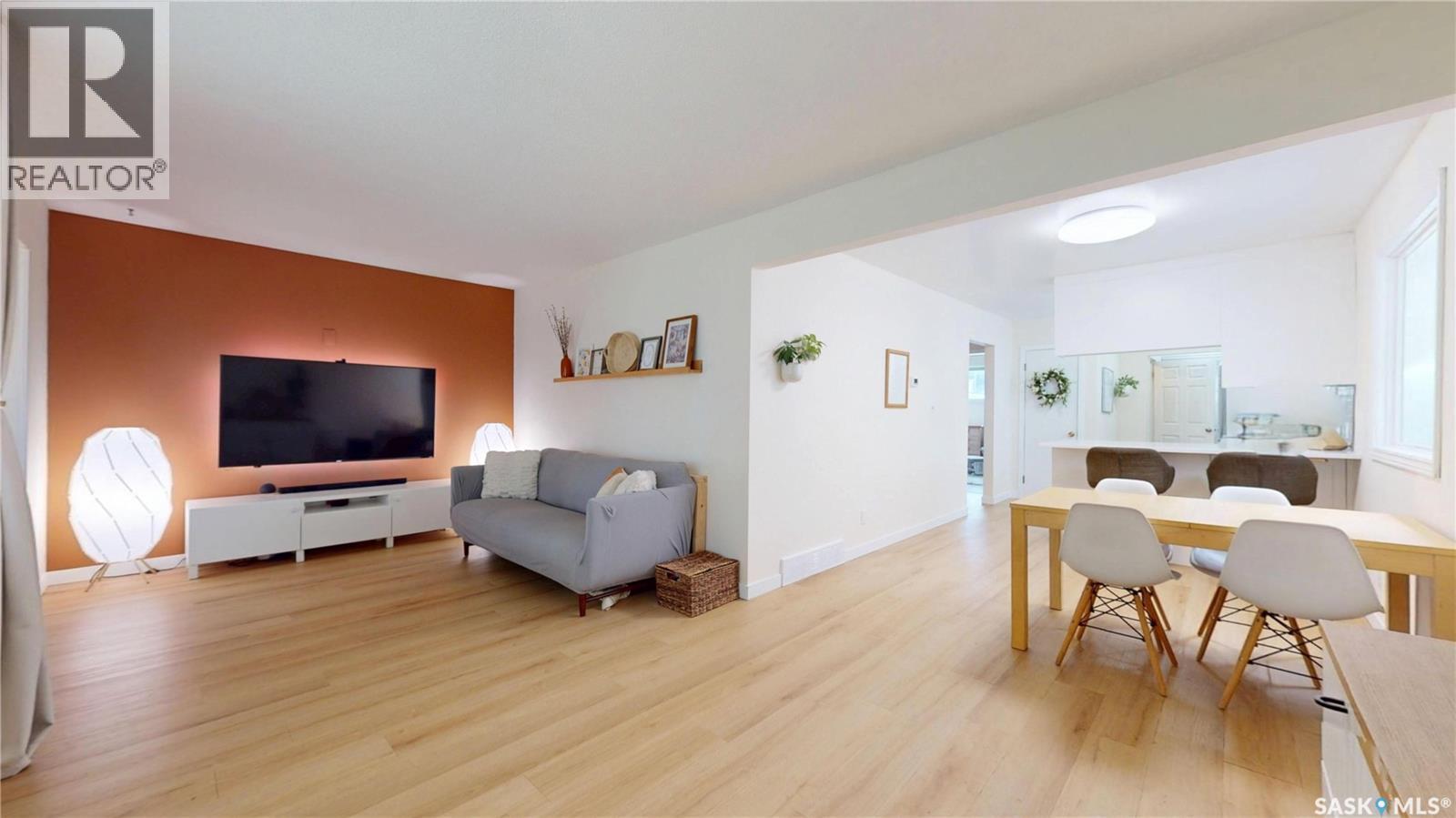 1947 Athol Street, Regina, SK - Indoor