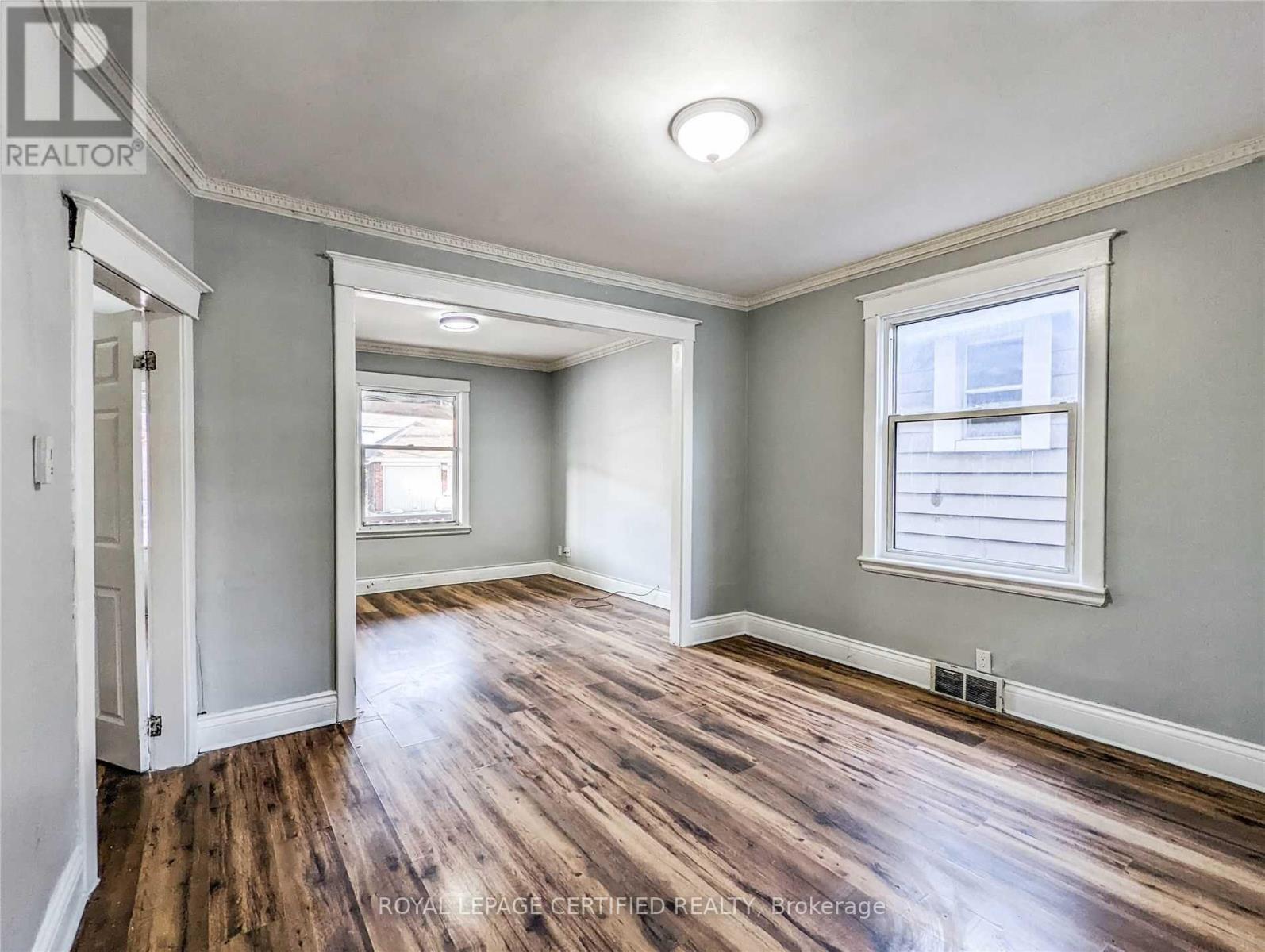116 Beach Road, Hamilton, ON - Indoor Photo Showing Other Room