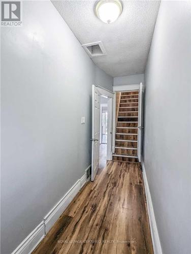 116 Beach Road, Hamilton, ON - Indoor Photo Showing Other Room