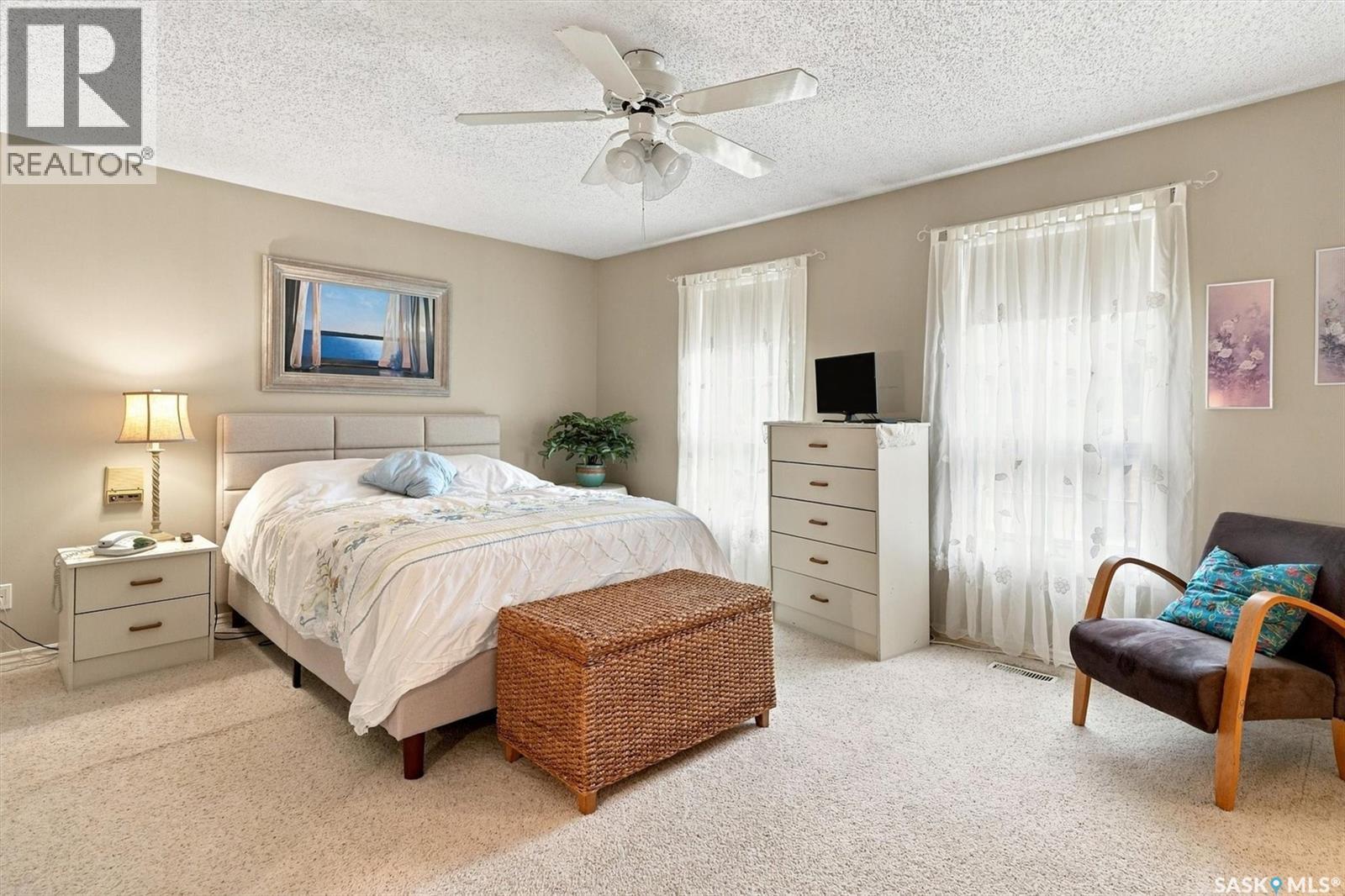 Crescent 211 David Knight Crescent, Saskatoon, SK - Indoor Photo Showing Bedroom