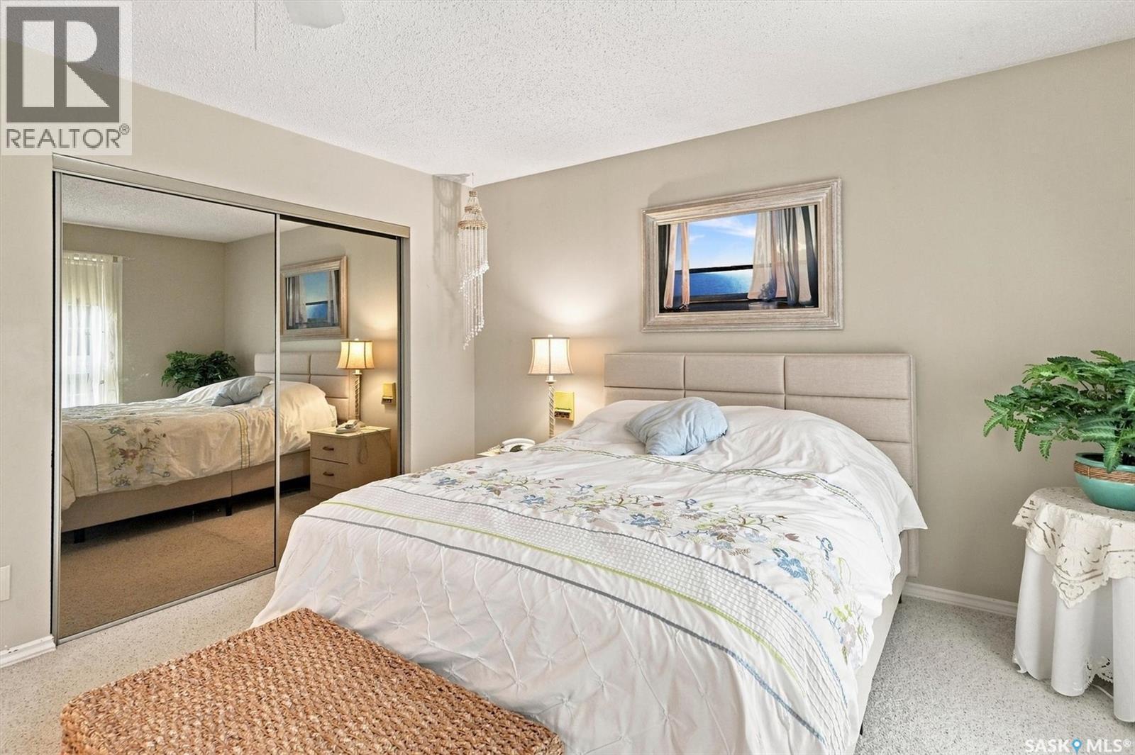 Crescent 211 David Knight Crescent, Saskatoon, SK - Indoor Photo Showing Bedroom