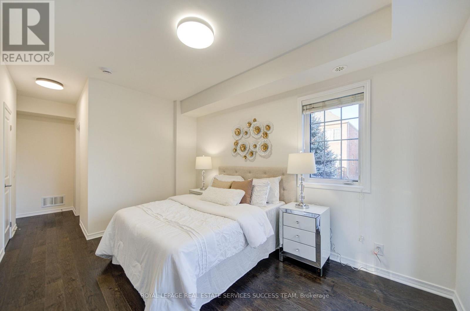 45 Ormerod Lane, Richmond Hill, ON - Indoor Photo Showing Bedroom